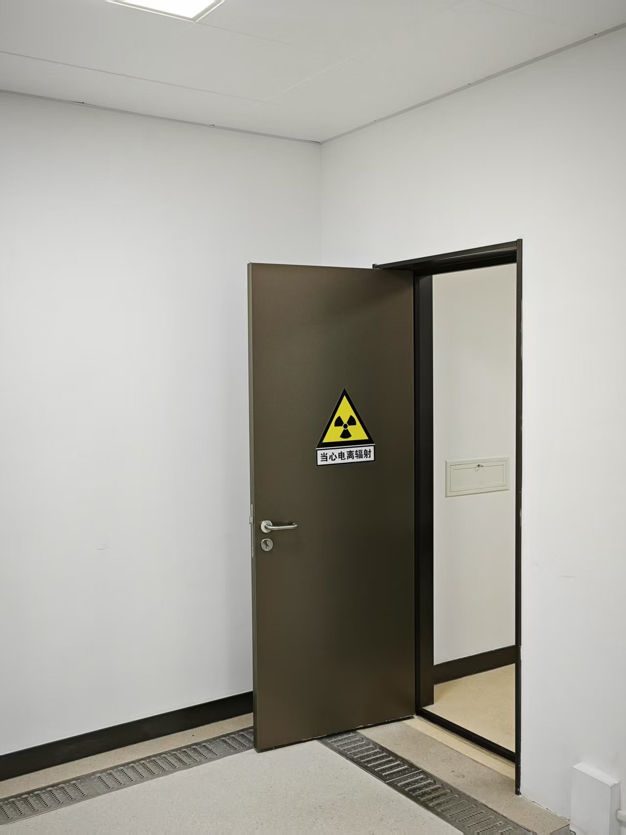 云南CT室手动单开防护铅门